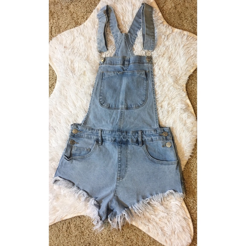 Forever 21 Cut off Short Overalls